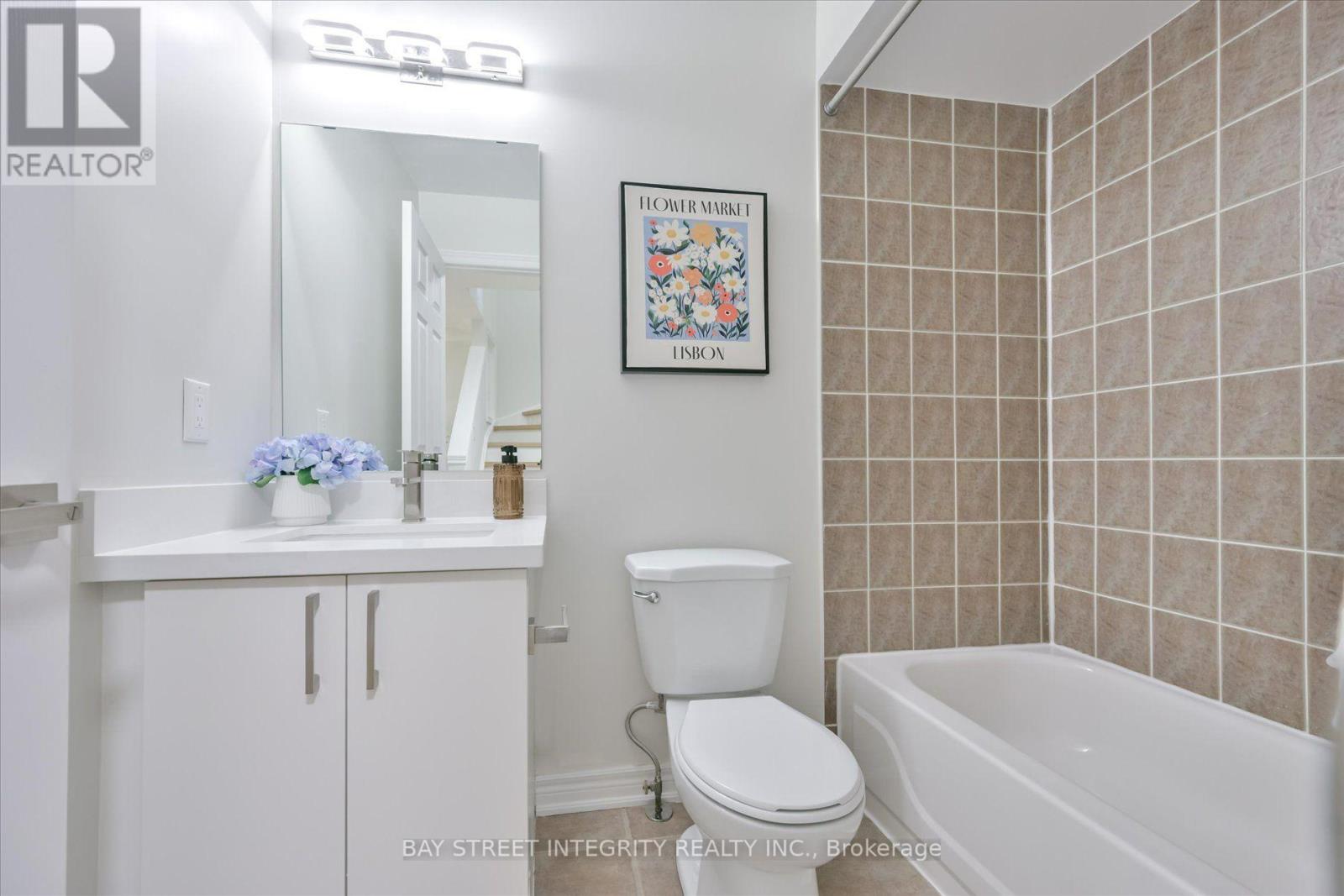 208 GEORGIAN DRIVE - 21