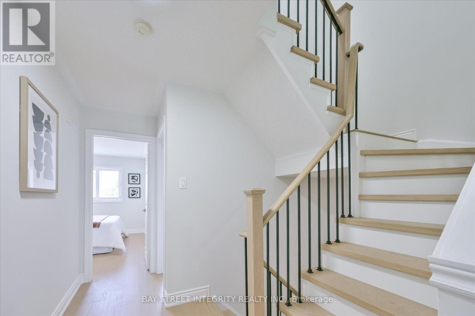 208 GEORGIAN DRIVE - 23