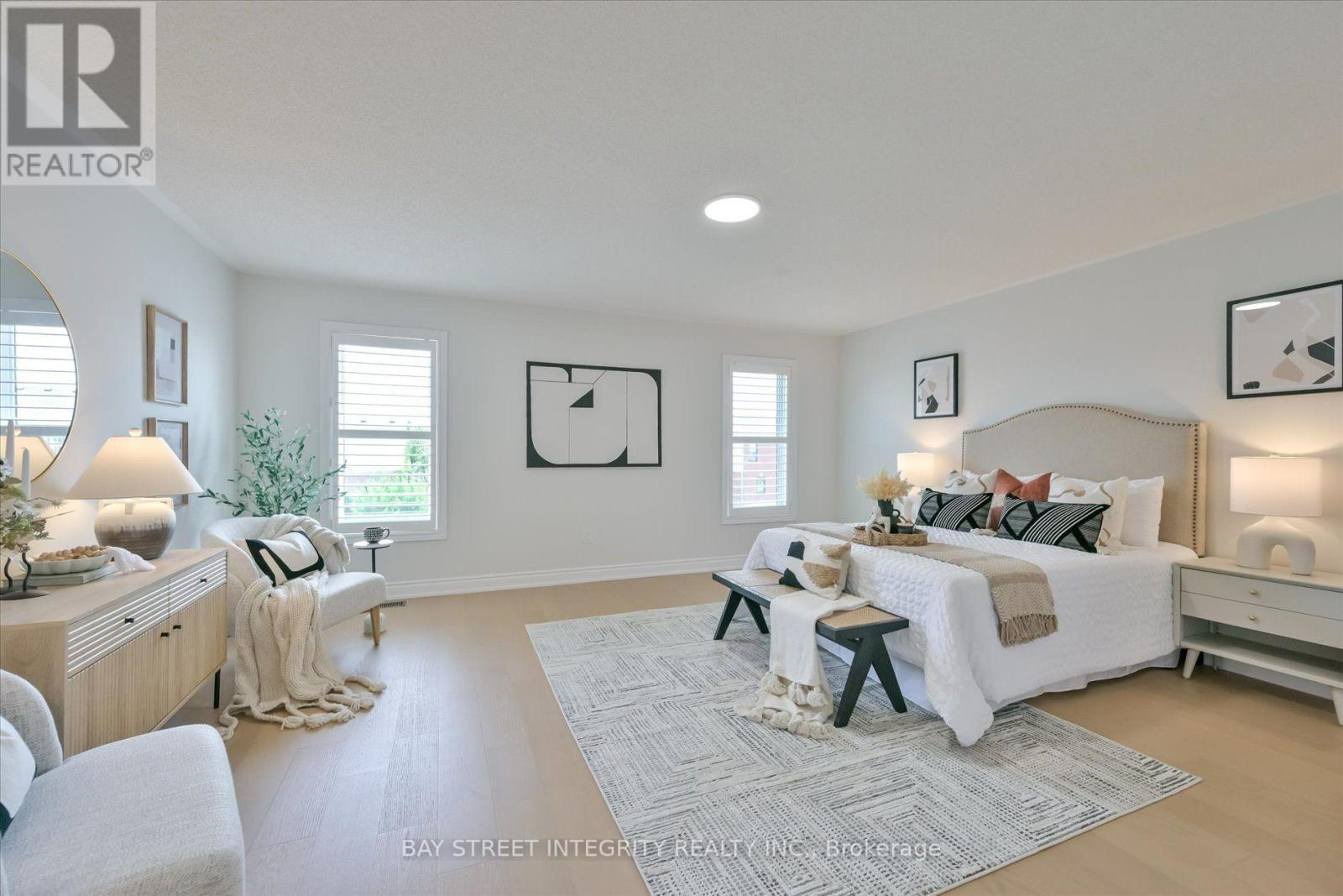 208 GEORGIAN DRIVE - 24