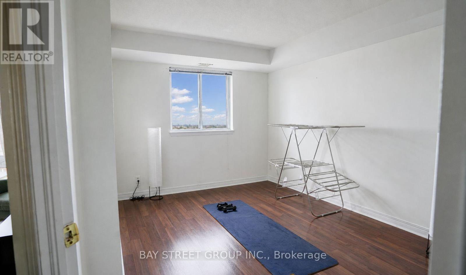 #1007 429 SOMERSET STREET W - 13