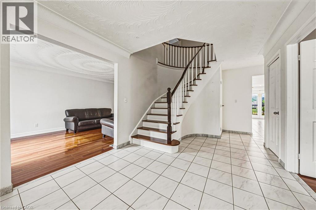 21 MOSS Boulevard - Image 5
