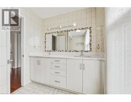 21 Moss Boulevard, Dundas, ON L9H6S3 Photo 23