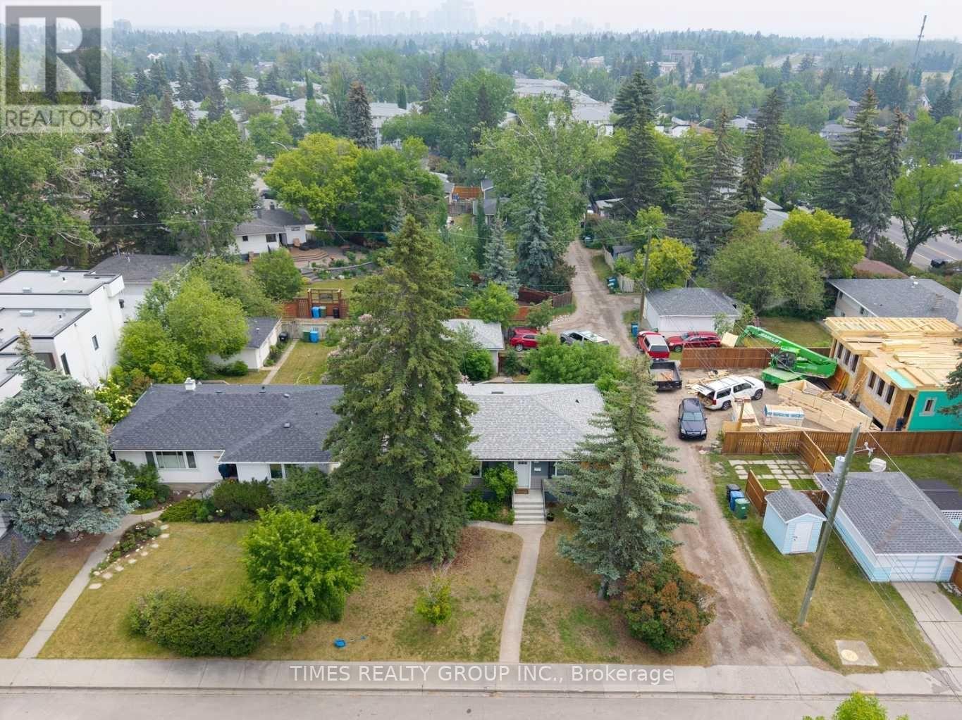 3234 KINSALE RD. SW, Calgary photo 4