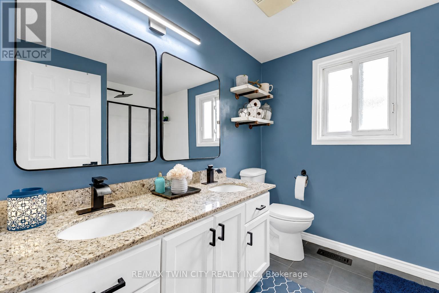 925 COPPER LEAF CRESCENT - 27