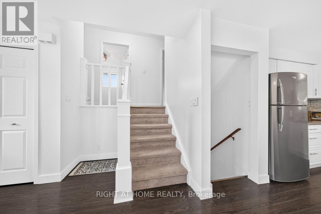 8 ACADIA CRESCENT - Image 17