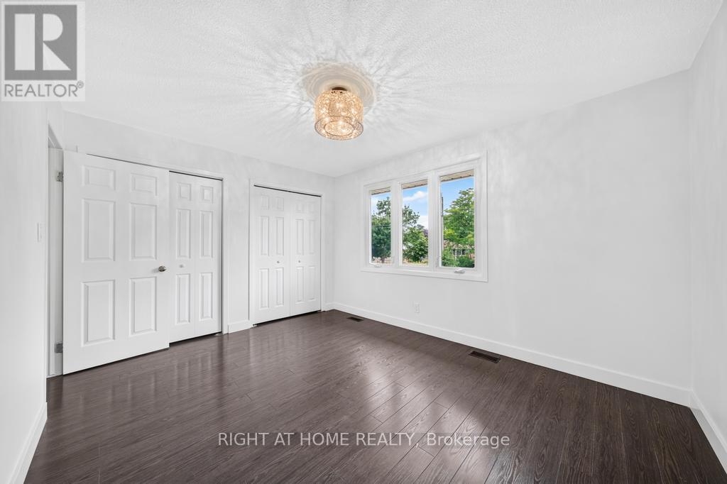8 ACADIA CRESCENT - Image 20