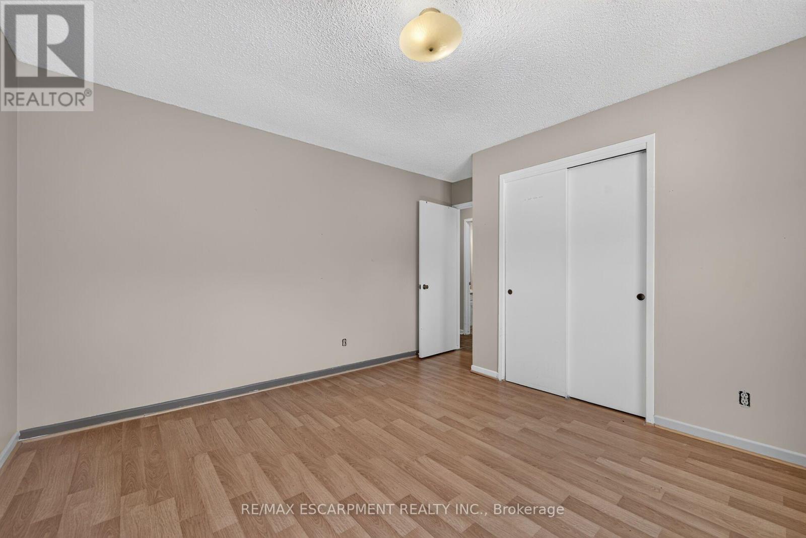 10 TRACEY ROAD - 27