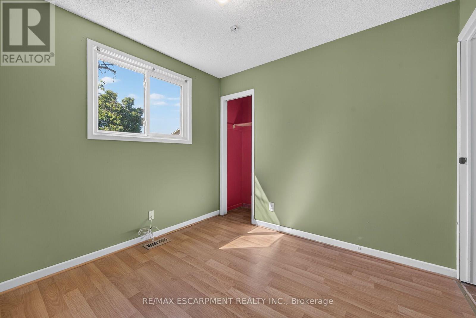 10 TRACEY ROAD - 29