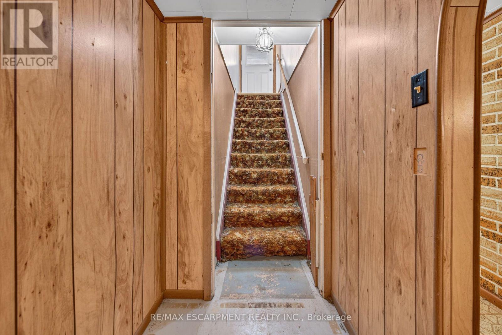 10 TRACEY ROAD - 31