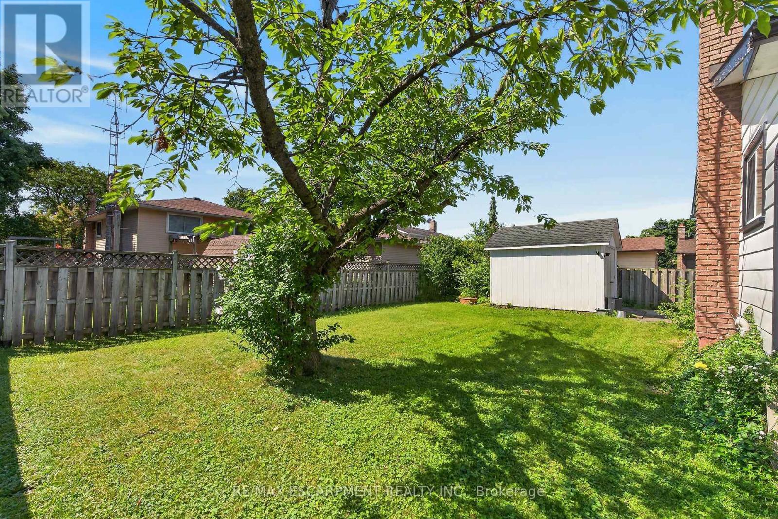 10 TRACEY ROAD - 36