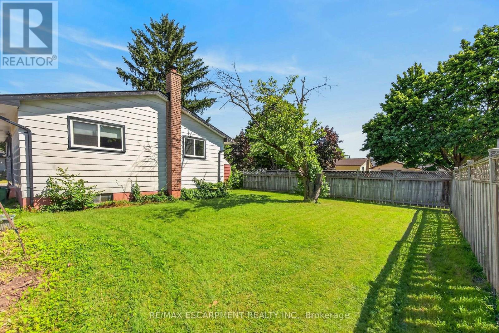 10 TRACEY ROAD - 38