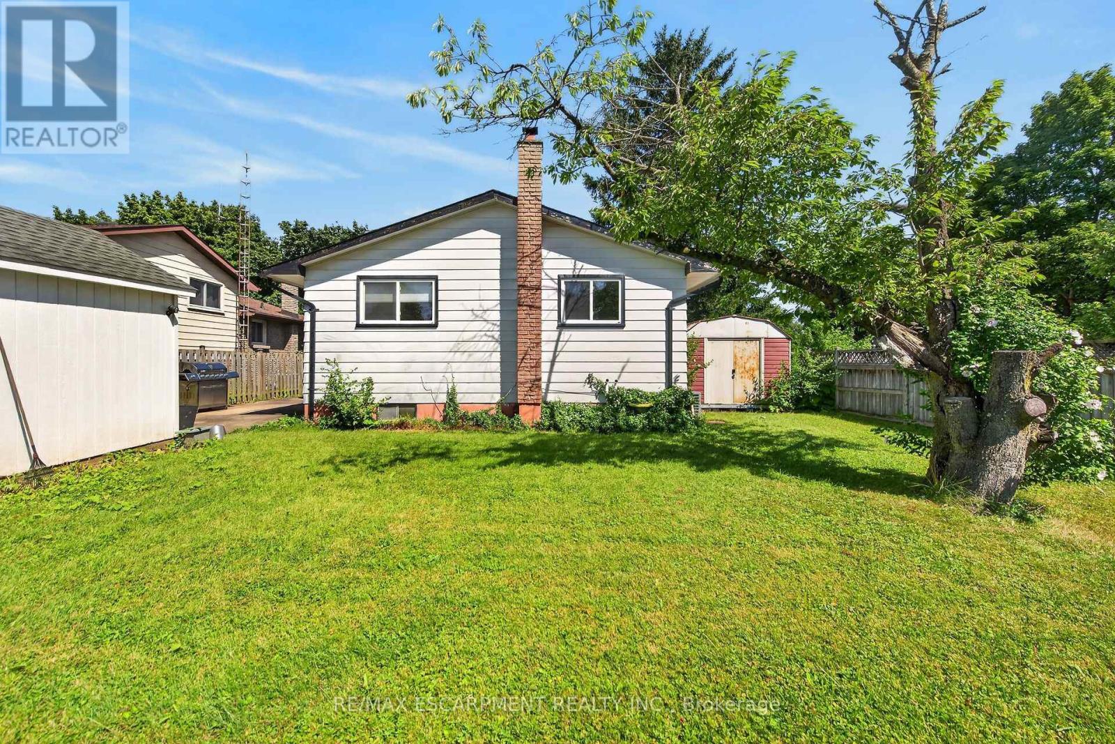 10 TRACEY ROAD - 39