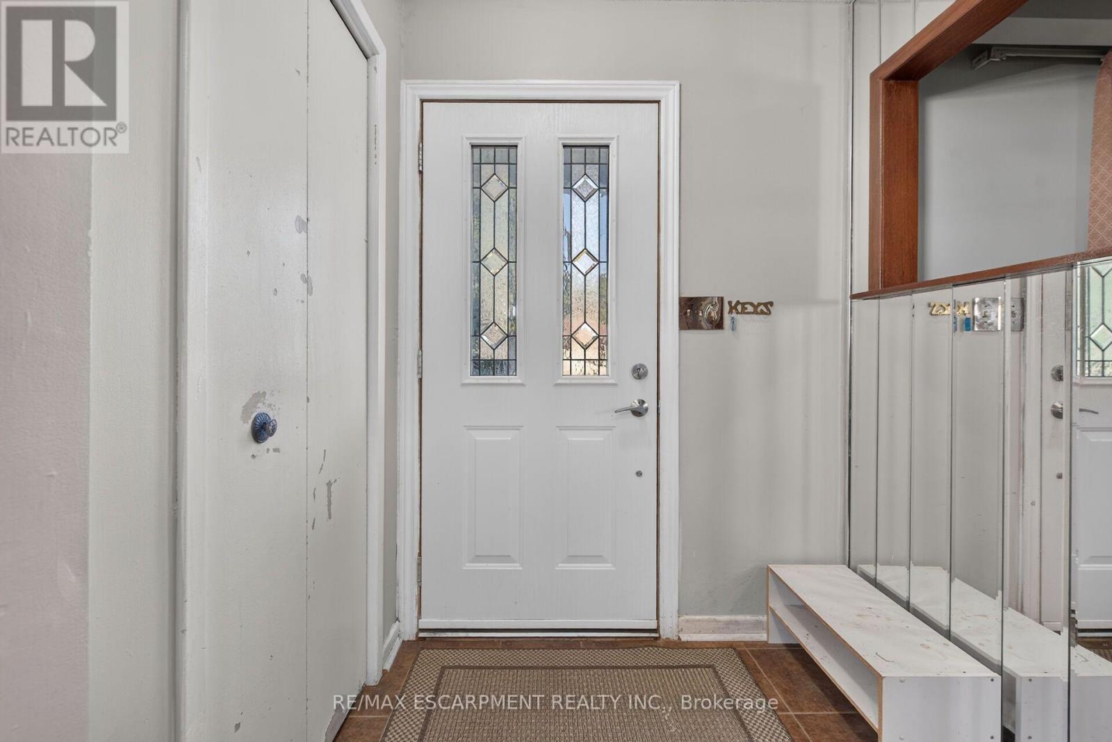10 TRACEY ROAD - 8