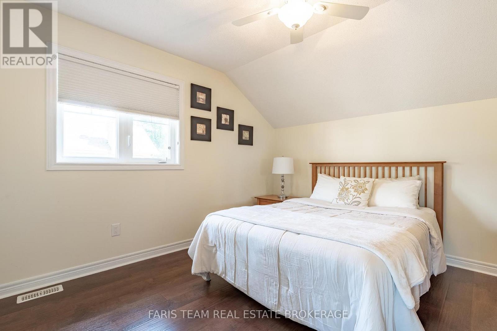 63 MARINA VILLAGE DRIVE - 25