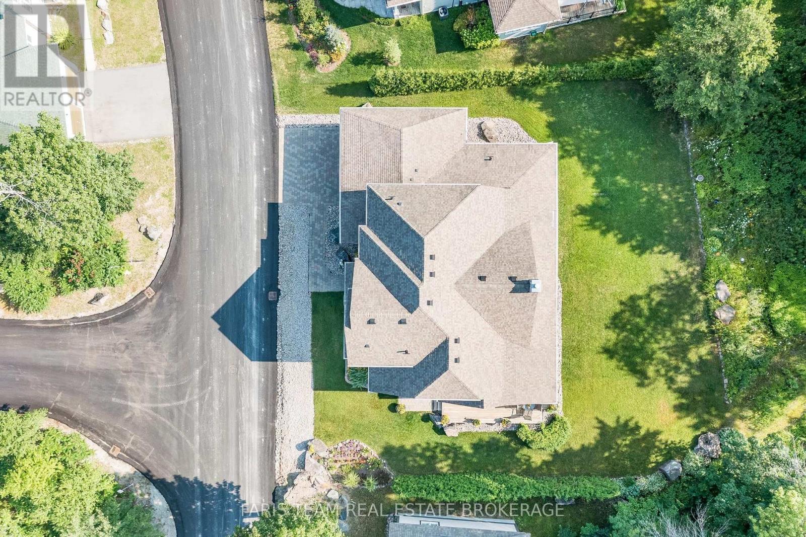 63 MARINA VILLAGE DRIVE - 39