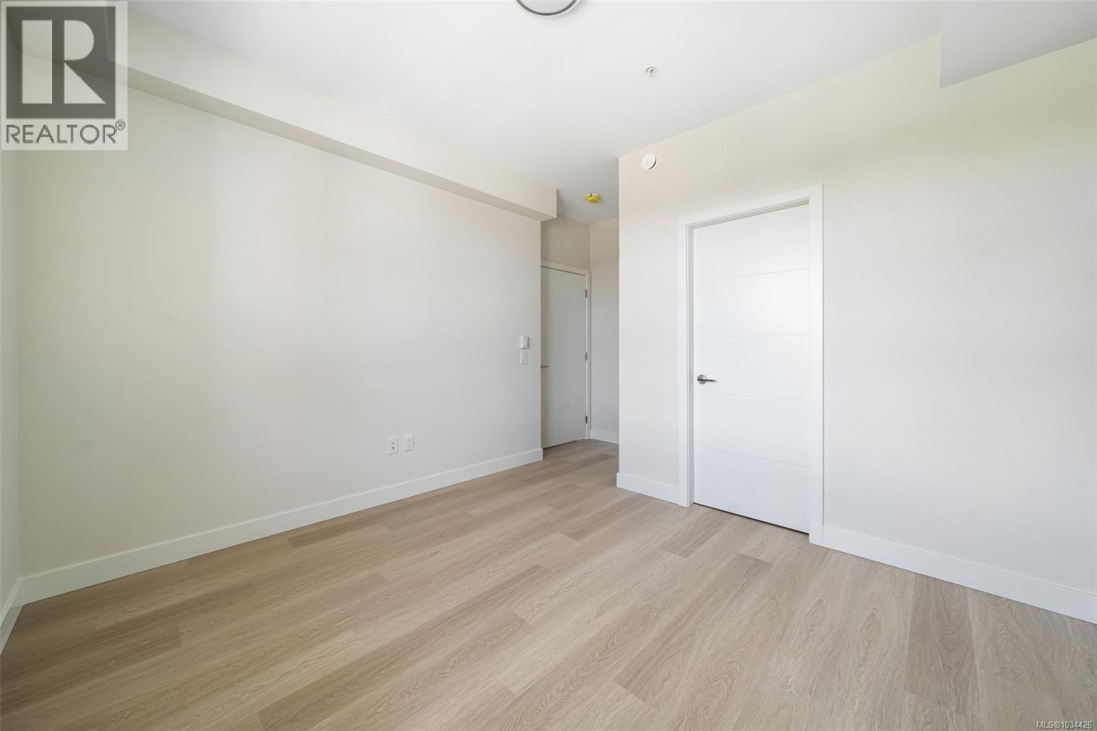 309 777 Station Avenue, Langford