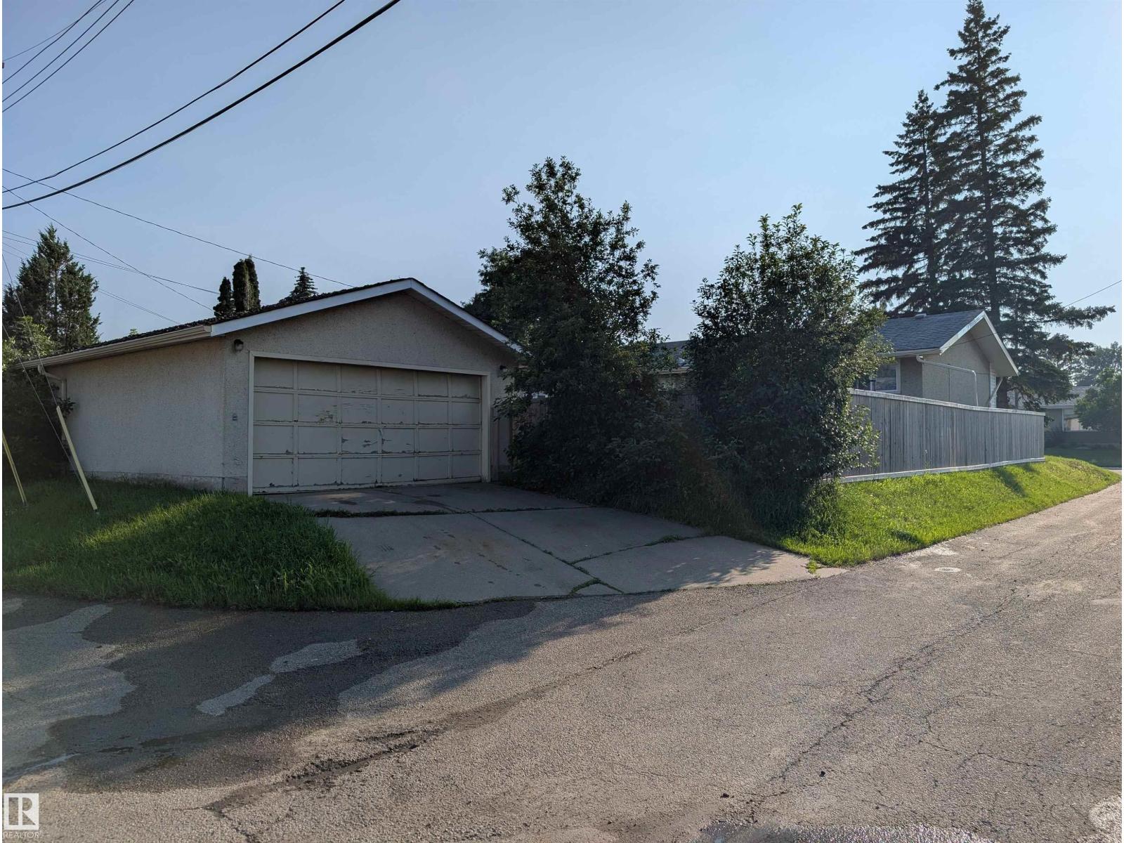 9325 168 ST NW - 3