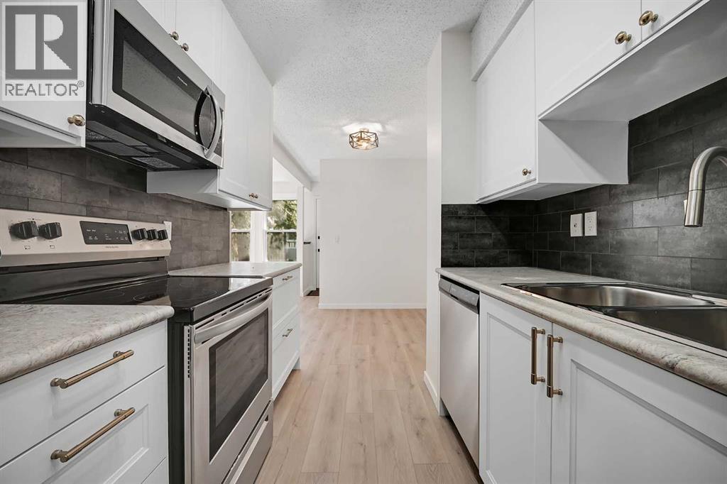 1402, 544 Blackthorn Road NE, Thorncliffe, Calgary photo 4