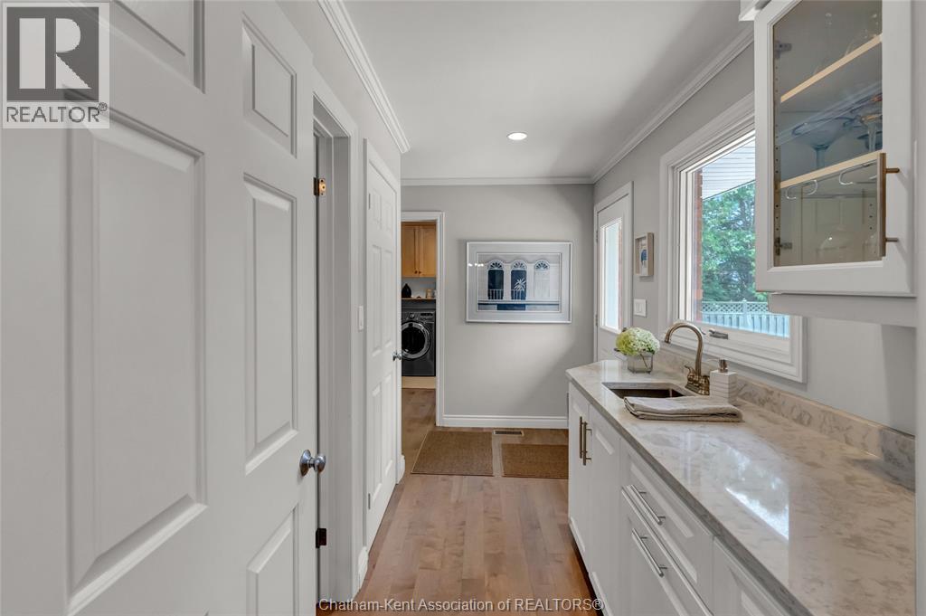 9133 Woodland CRESCENT - Image 28