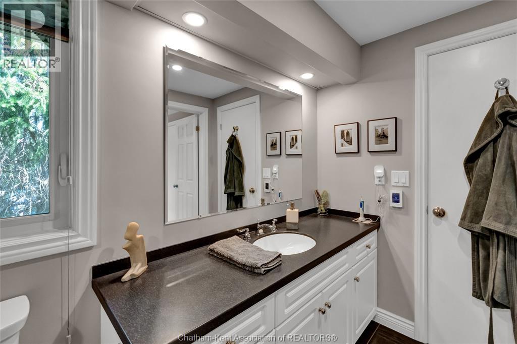 9133 Woodland CRESCENT - 39