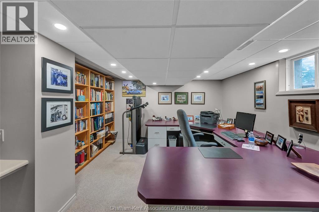 9133 Woodland CRESCENT - Image 46
