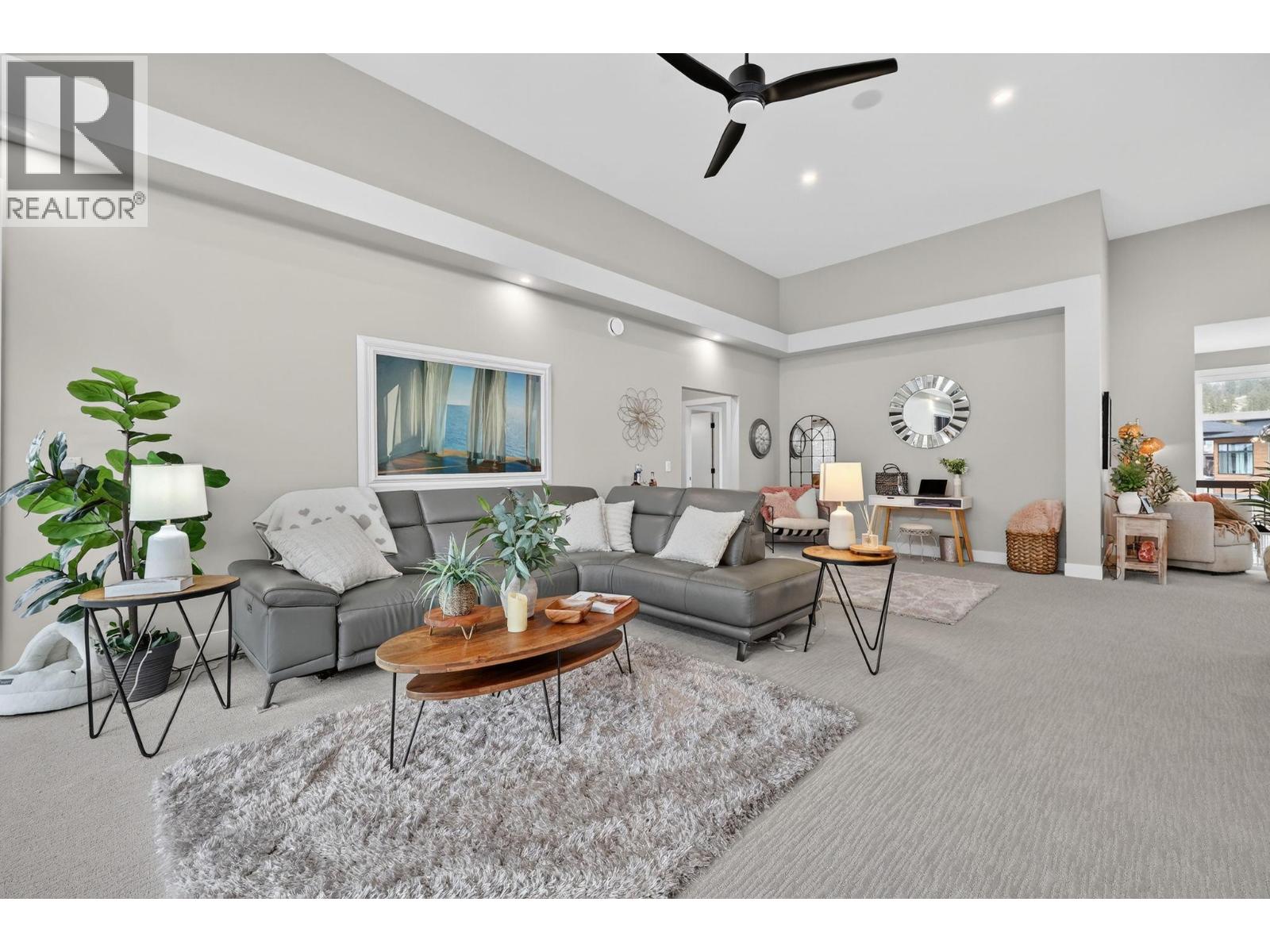 2759 Canyon Crest Drive - 24