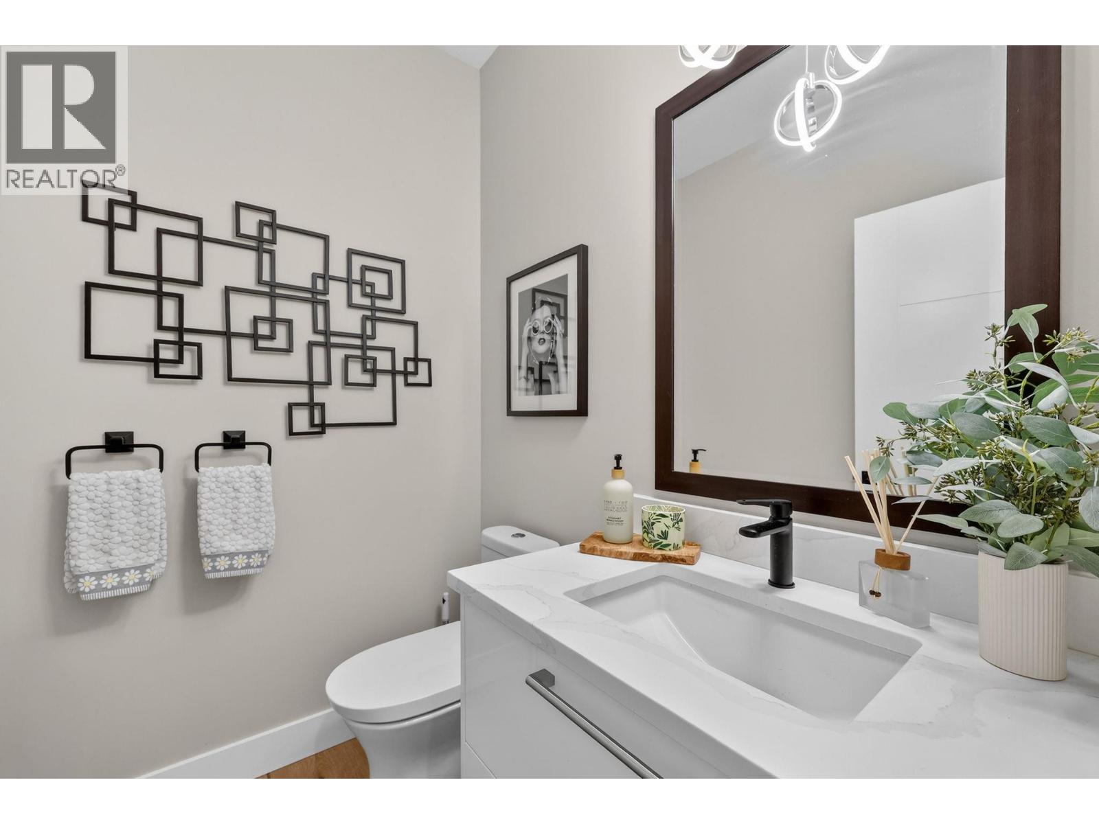 2759 Canyon Crest Drive - Image 18