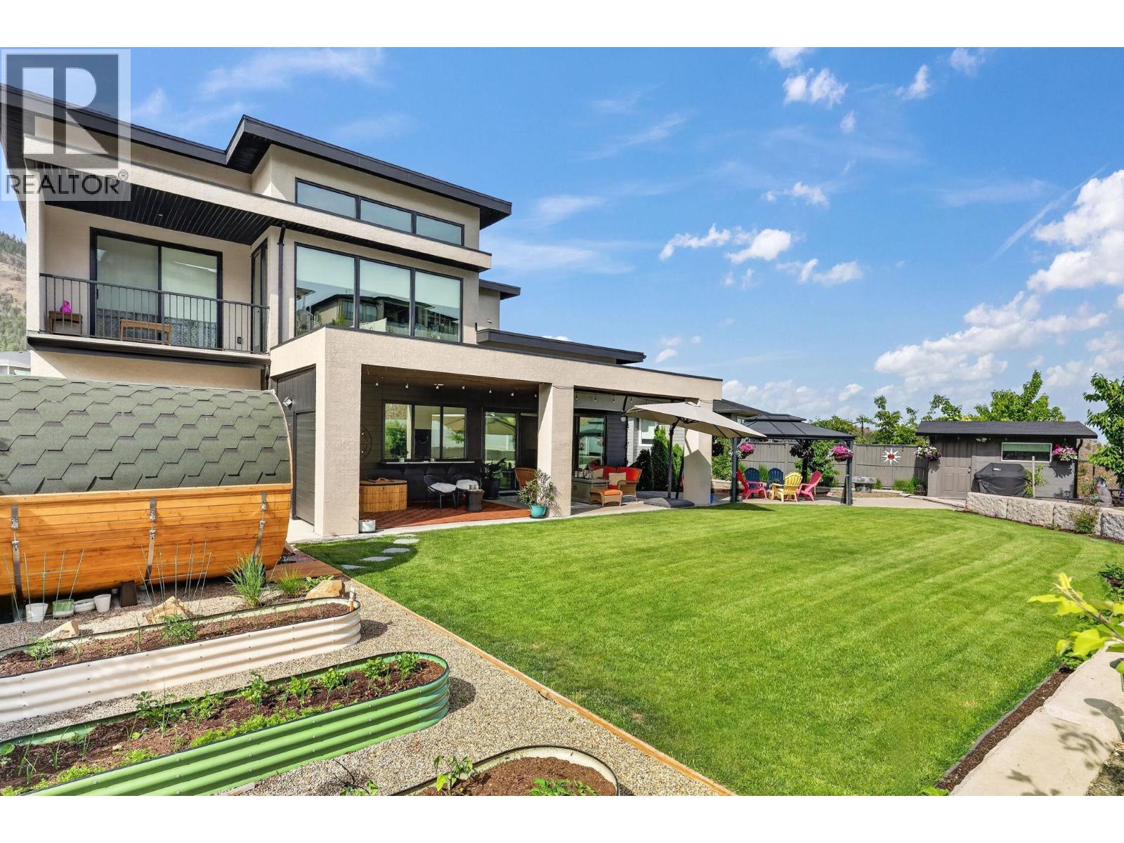 2759 Canyon Crest Drive - 4