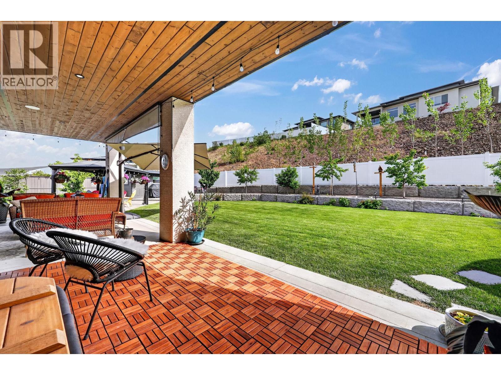 2759 Canyon Crest Drive - 34