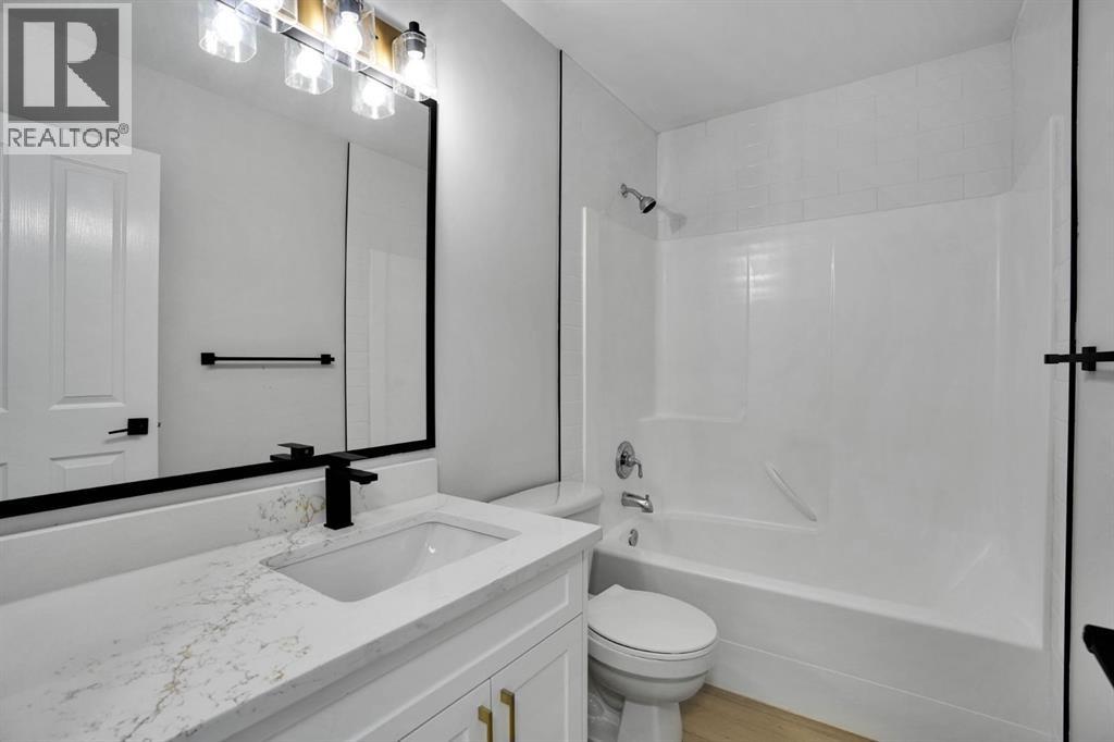 191 Cranwell Crescent SE - 26