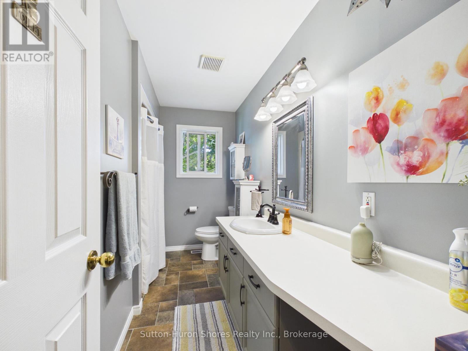 762 BRADFORD STREET - 24