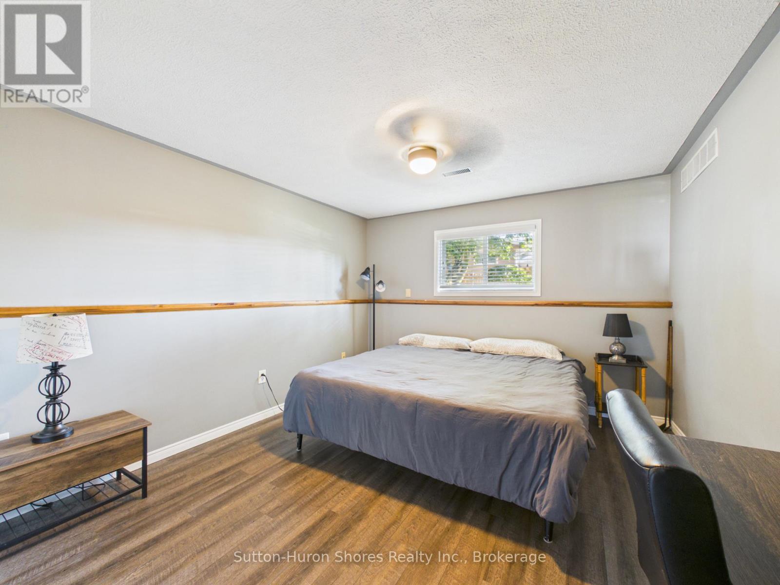 762 BRADFORD STREET - 31