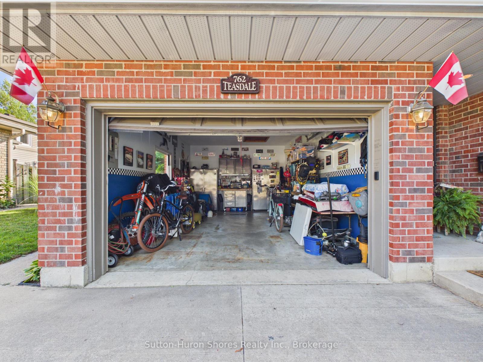 762 BRADFORD STREET - 37