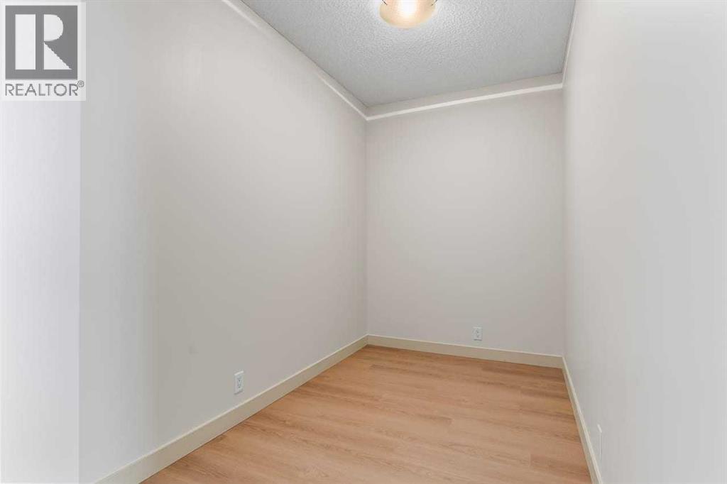 #903 8710 Horton Road SW - 14