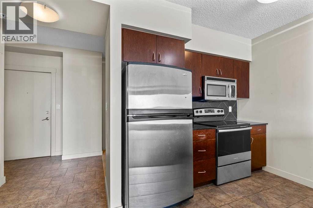 #903 8710 Horton Road SW - 4