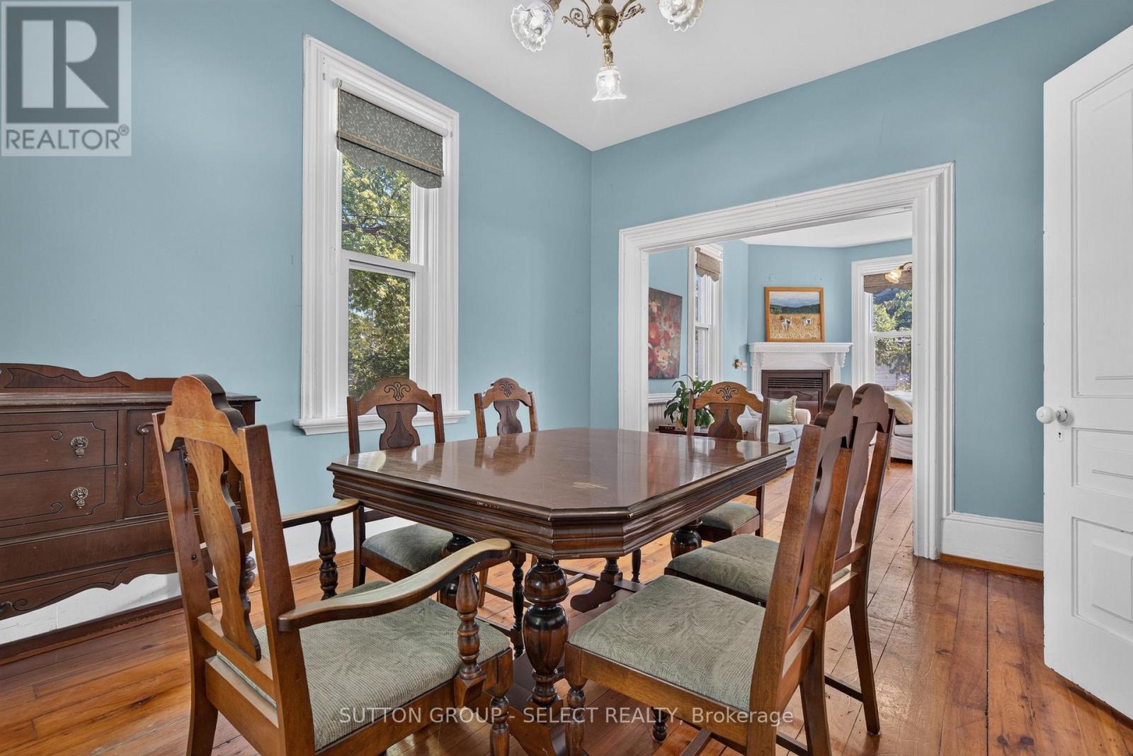 7 MACNAB STREET - 10