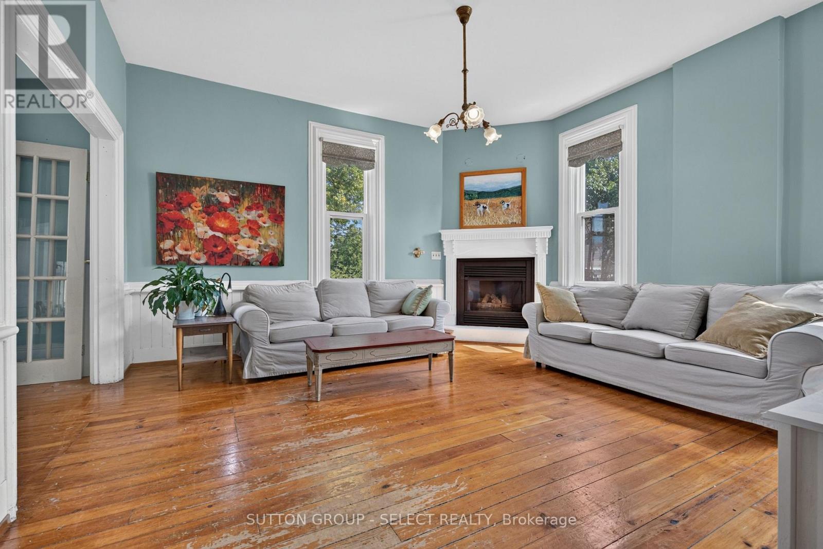 7 MACNAB STREET - 12