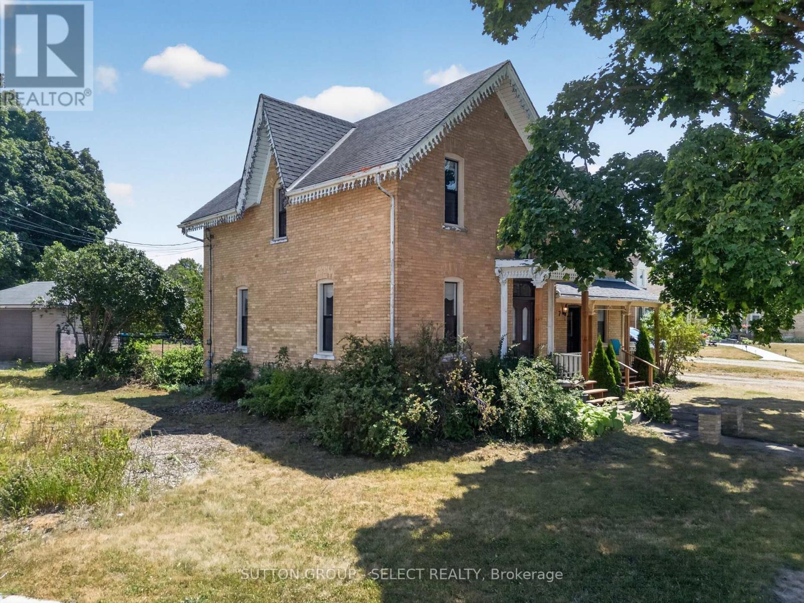 7 MACNAB STREET - 2