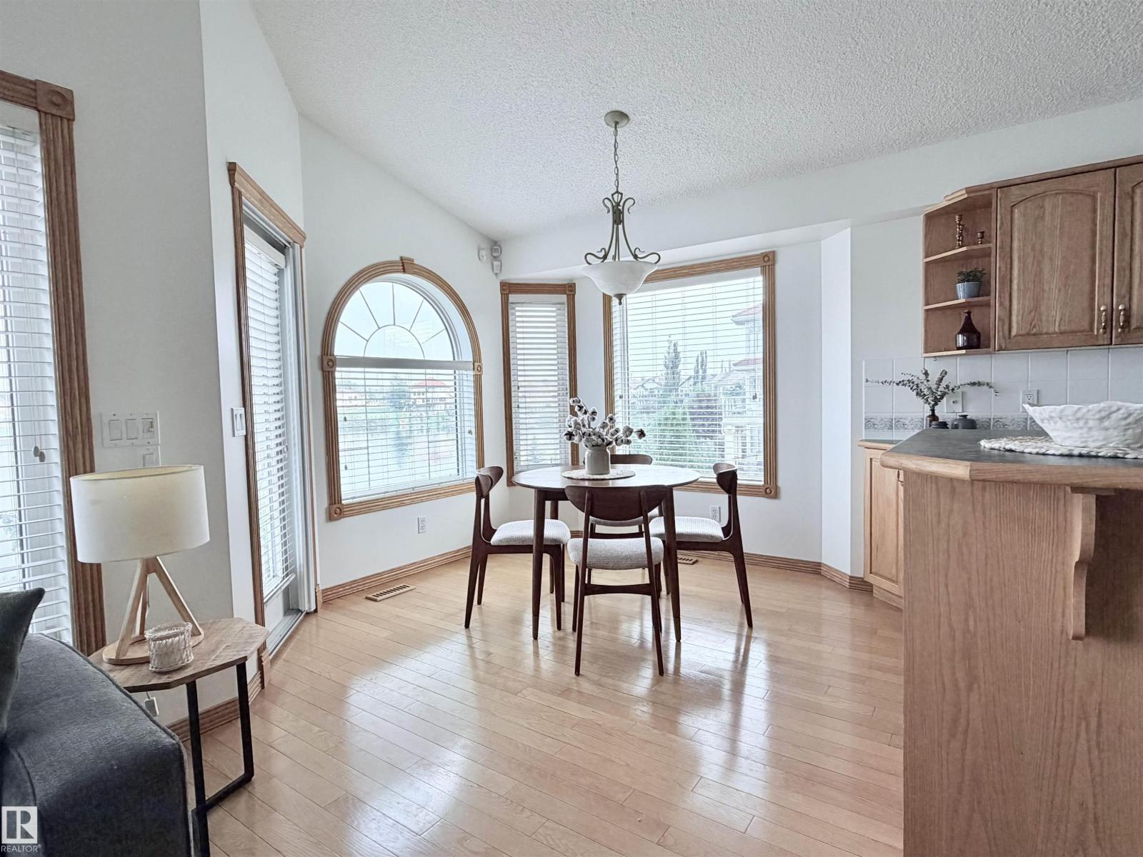 16203 89 Street NW - Photo 14