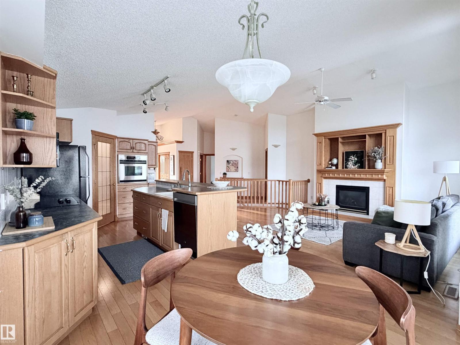 16203 89 Street NW - Photo 16