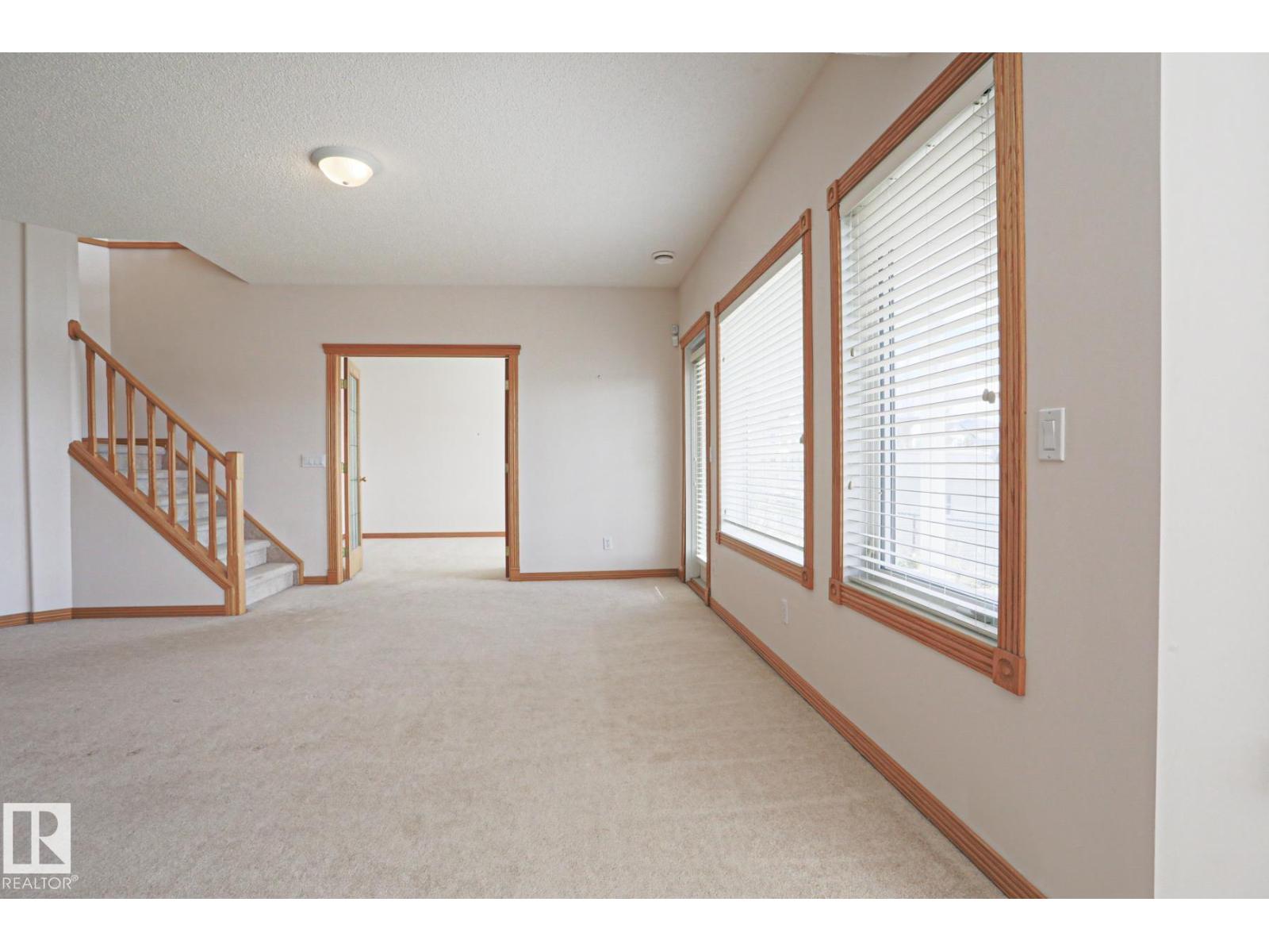 16203 89 Street NW - Photo 44