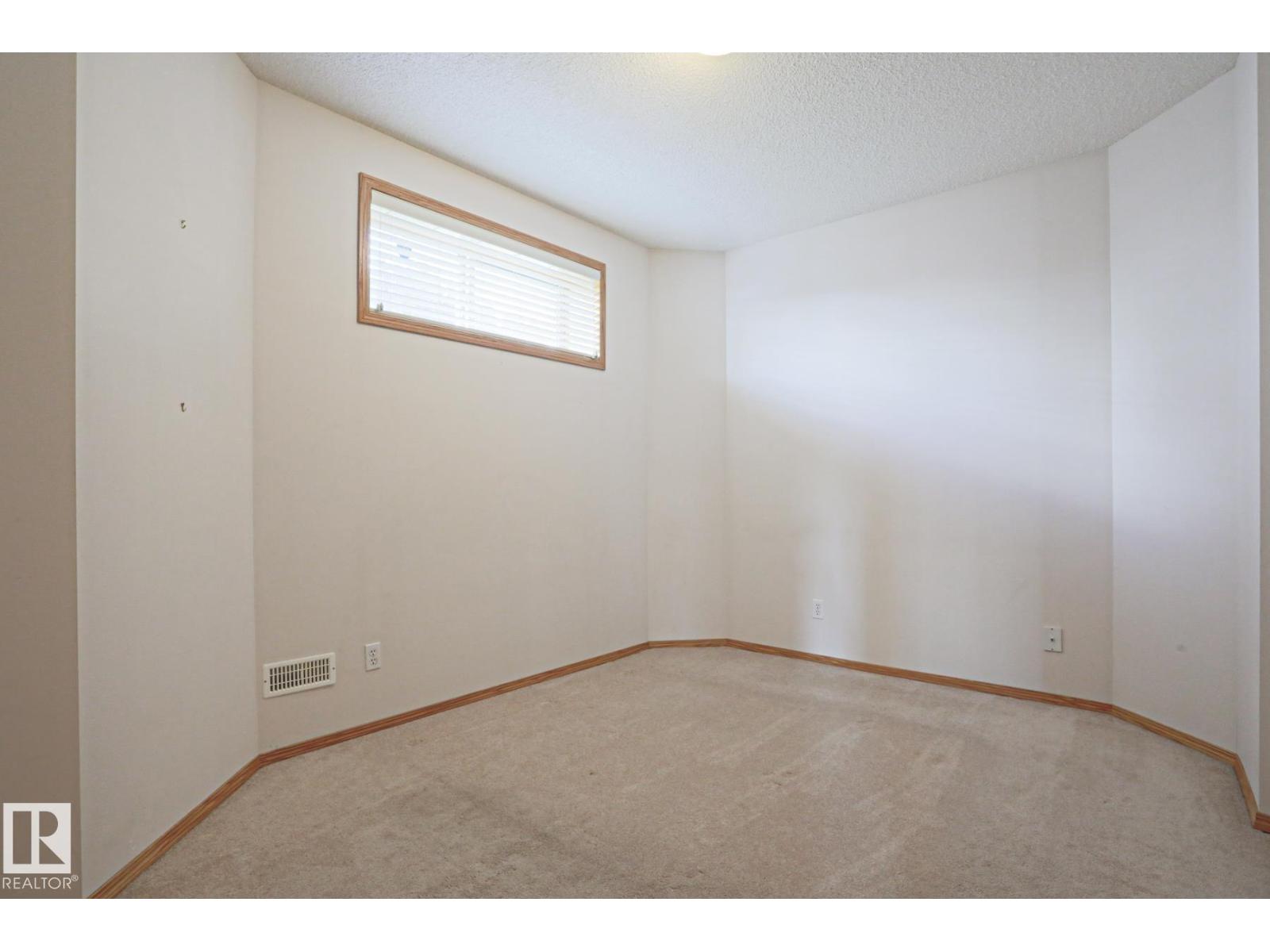 16203 89 ST NW - 59