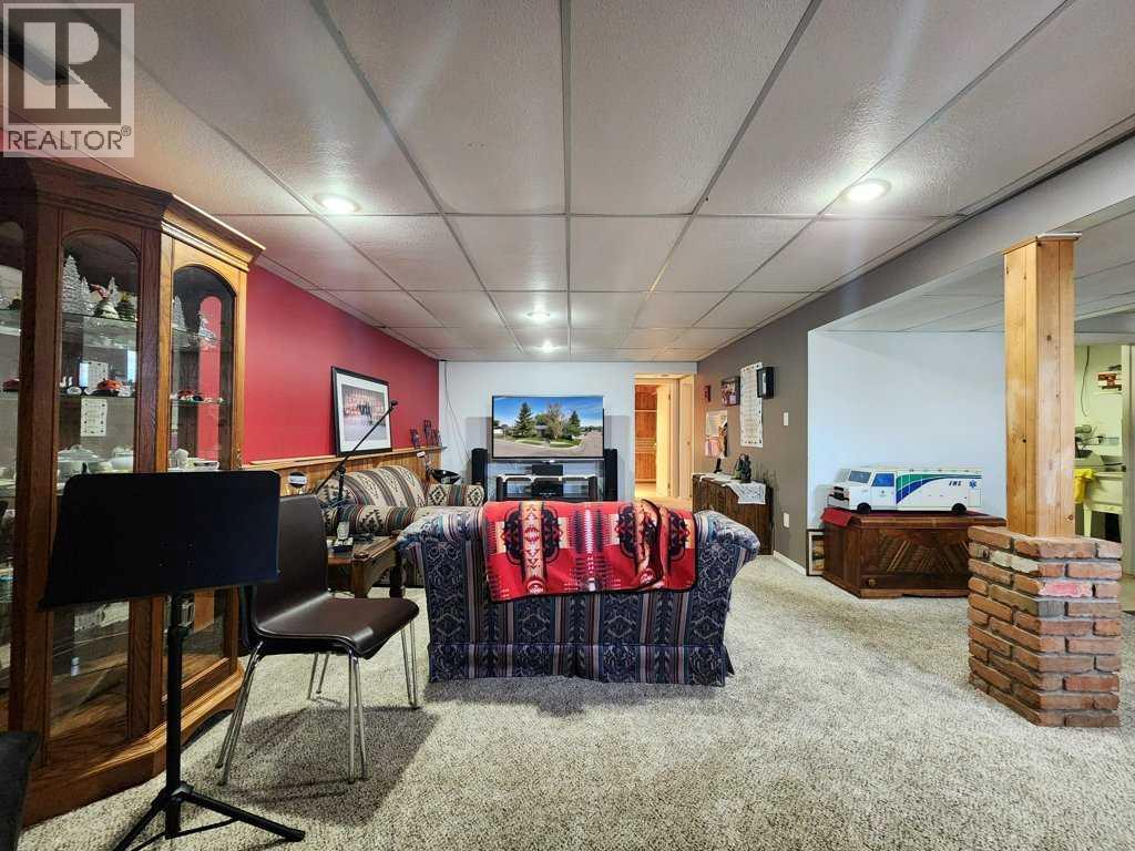 667 21st Street - Photo 24