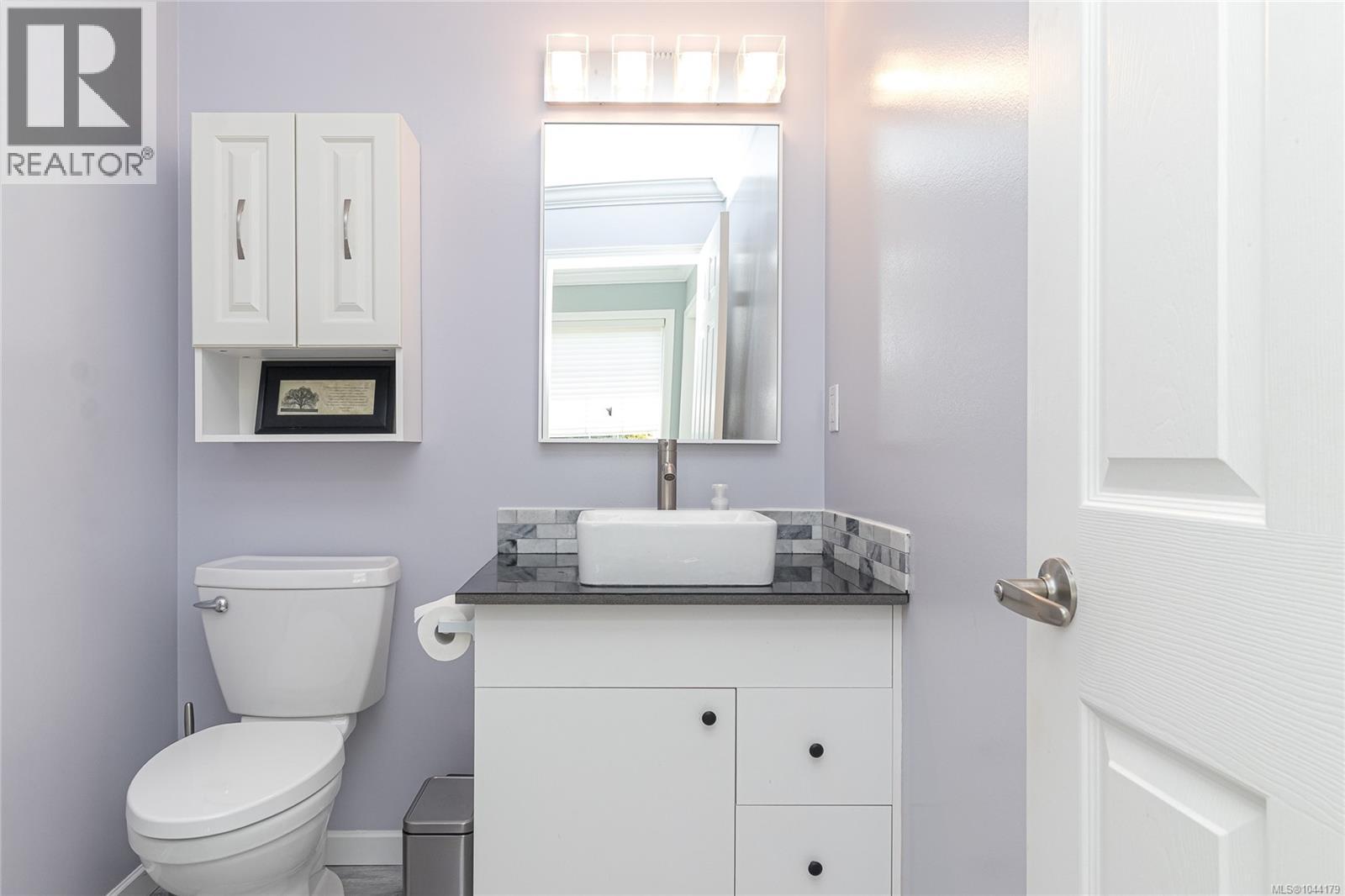 1290 Oceanside Dr - 35