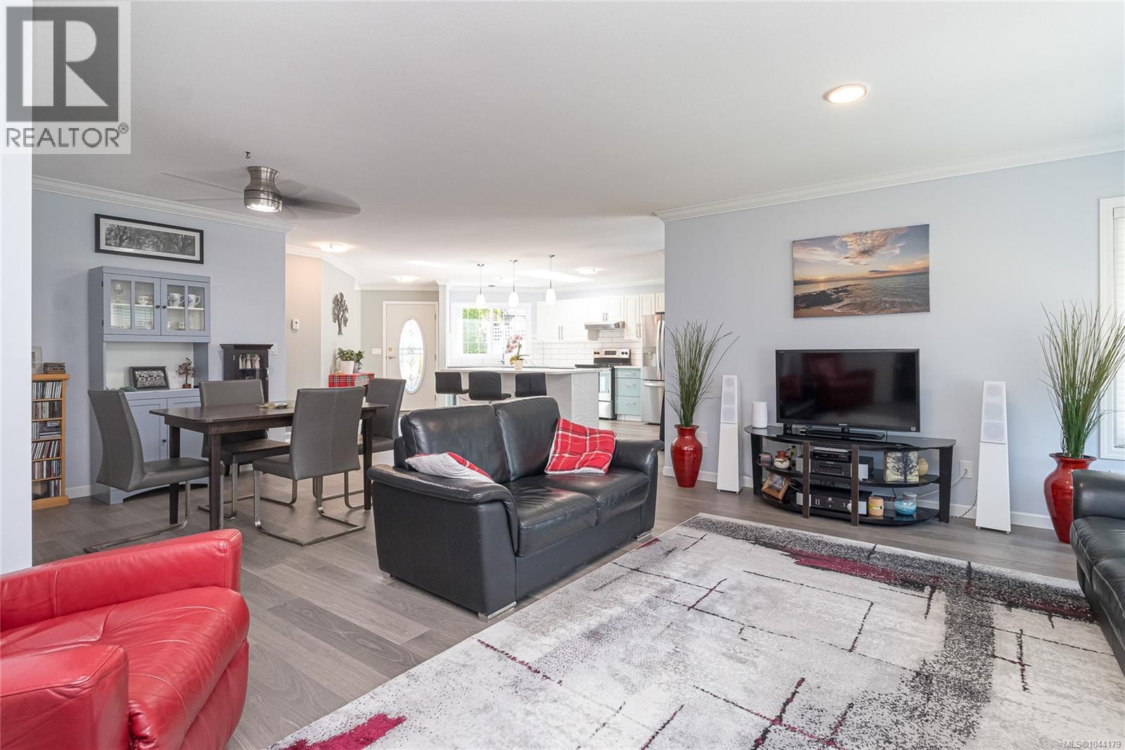 1290 Oceanside Dr - Image 20