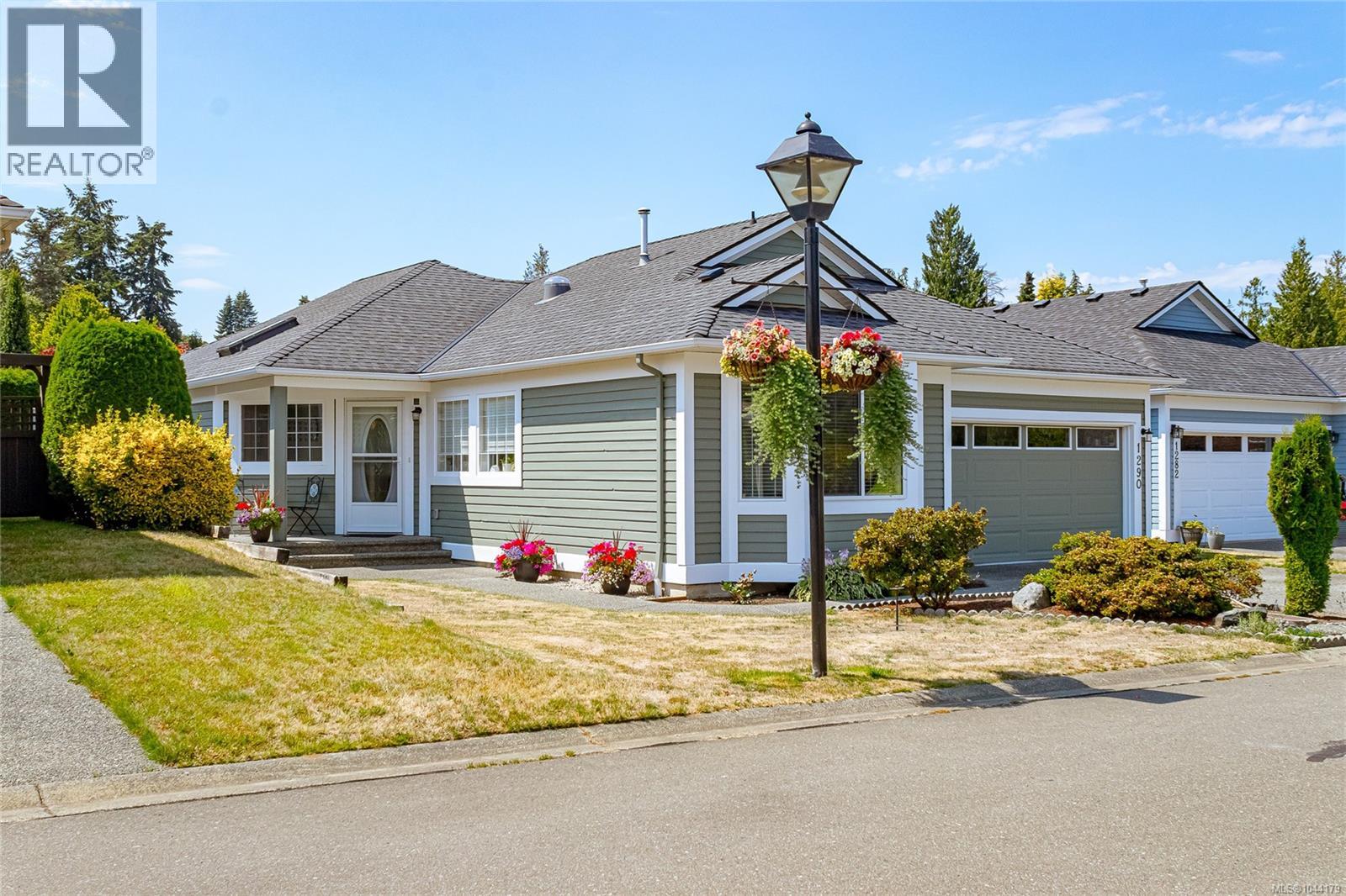 1290 Oceanside Dr - 4