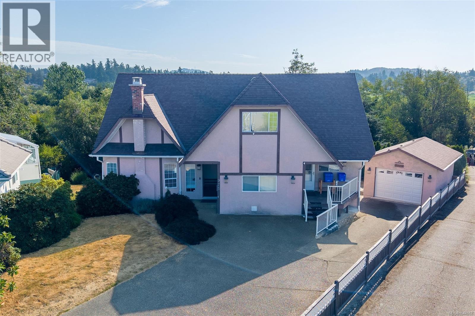 975 Meadowview Pl - 1