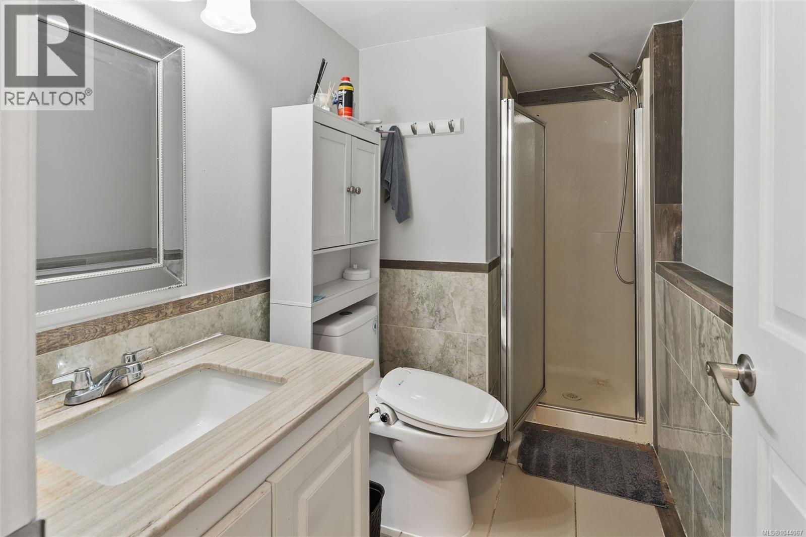 975 Meadowview Pl - Image 29