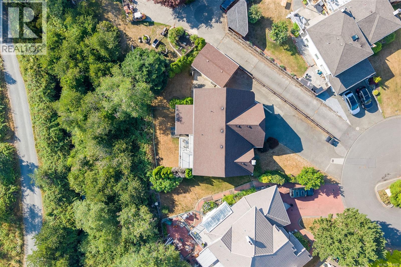 975 Meadowview Pl - 34