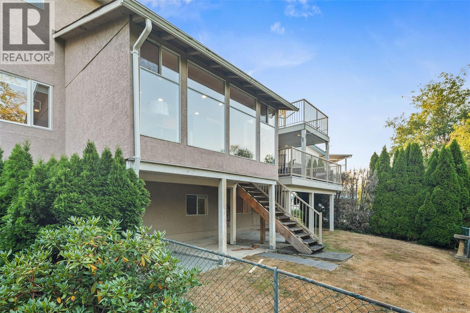 975 Meadowview Pl - 32
